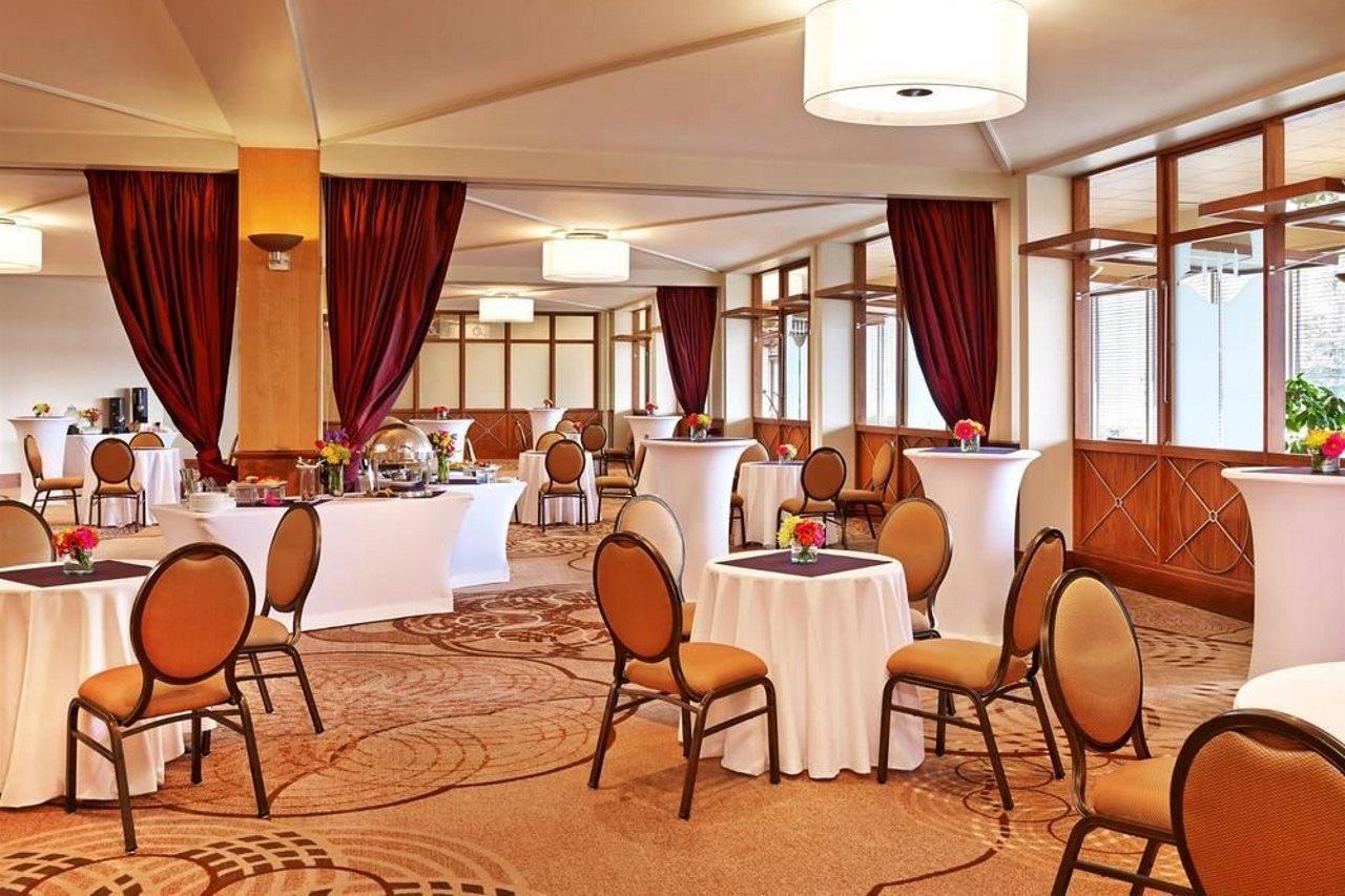 Hotel Sheraton Detroit 3*